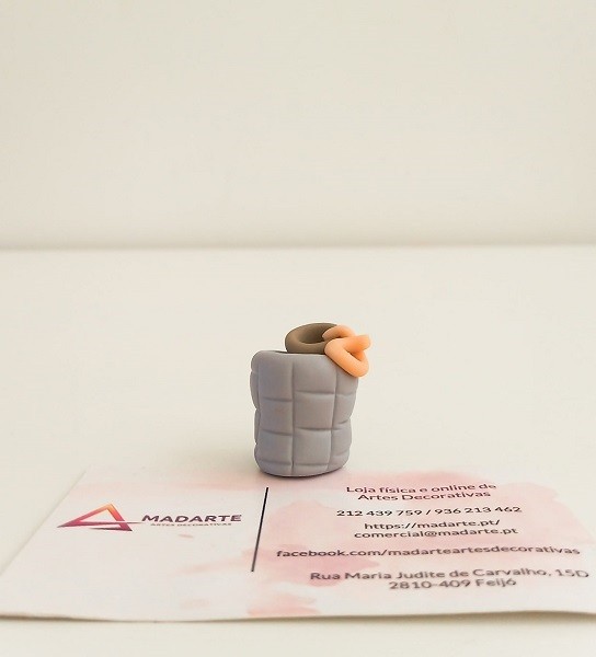 Miniatura em Biscuit_poço