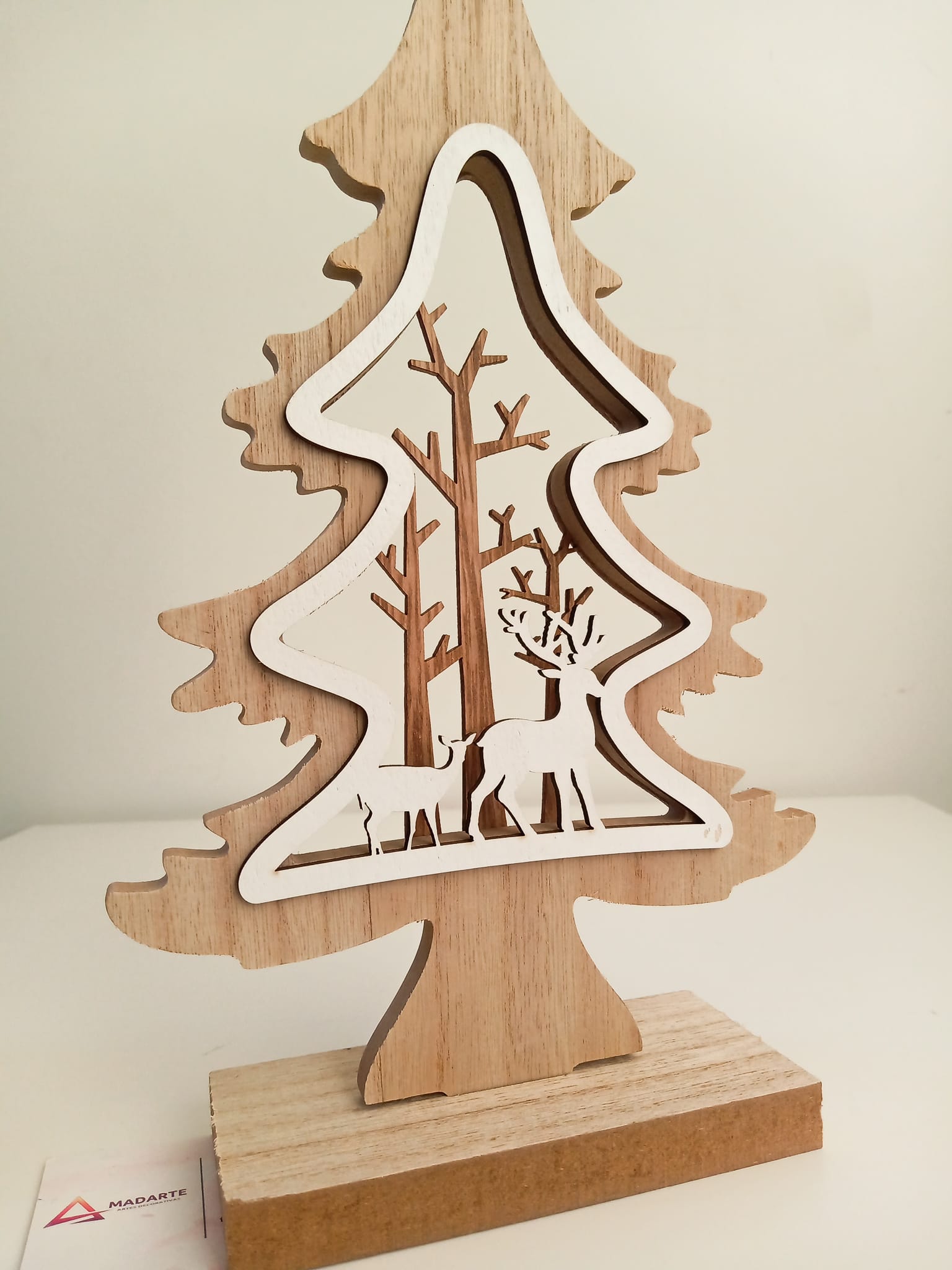 ARVORE DE MADEIRA MEDIA 1