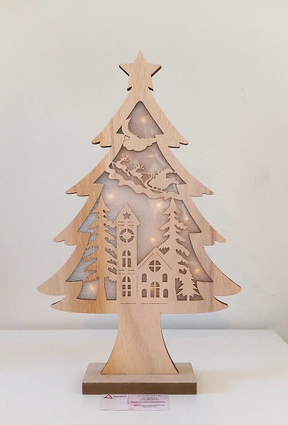 arvore em madeira com luz 3